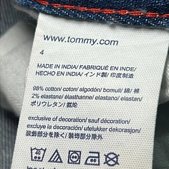 Tommy Hilfiger Slightly Distressed Jean Mini. Denim Skirt. Size 4 - Picture 8 of 8